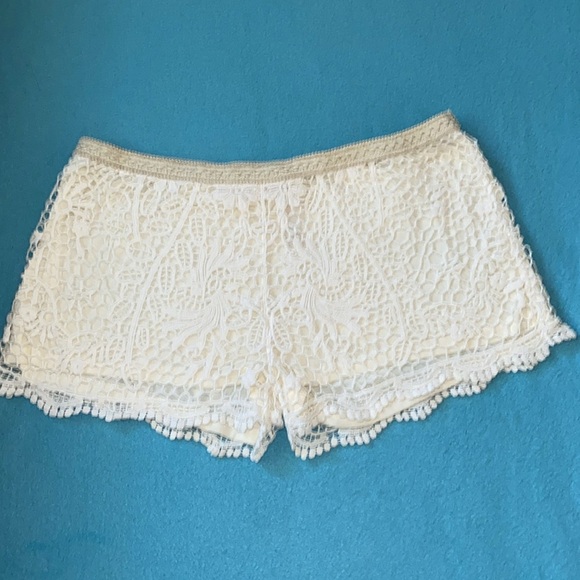 MOSSIMO crocheted floral lined shorts elastic waistband pull on boho NEW size XL - Picture 1 of 8